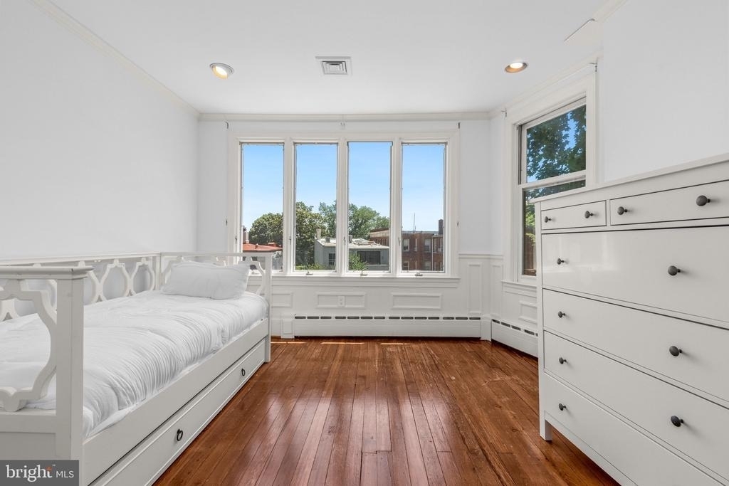 3044 Cambridge Place Nw - Photo 11