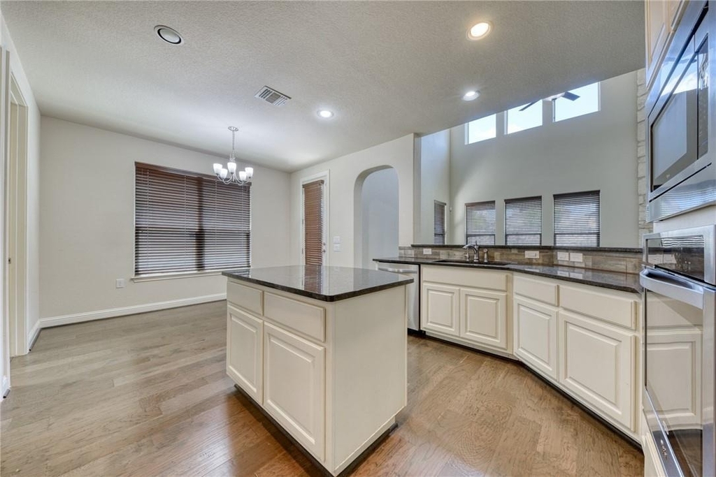 14204 Tyburn Trl - Photo 8