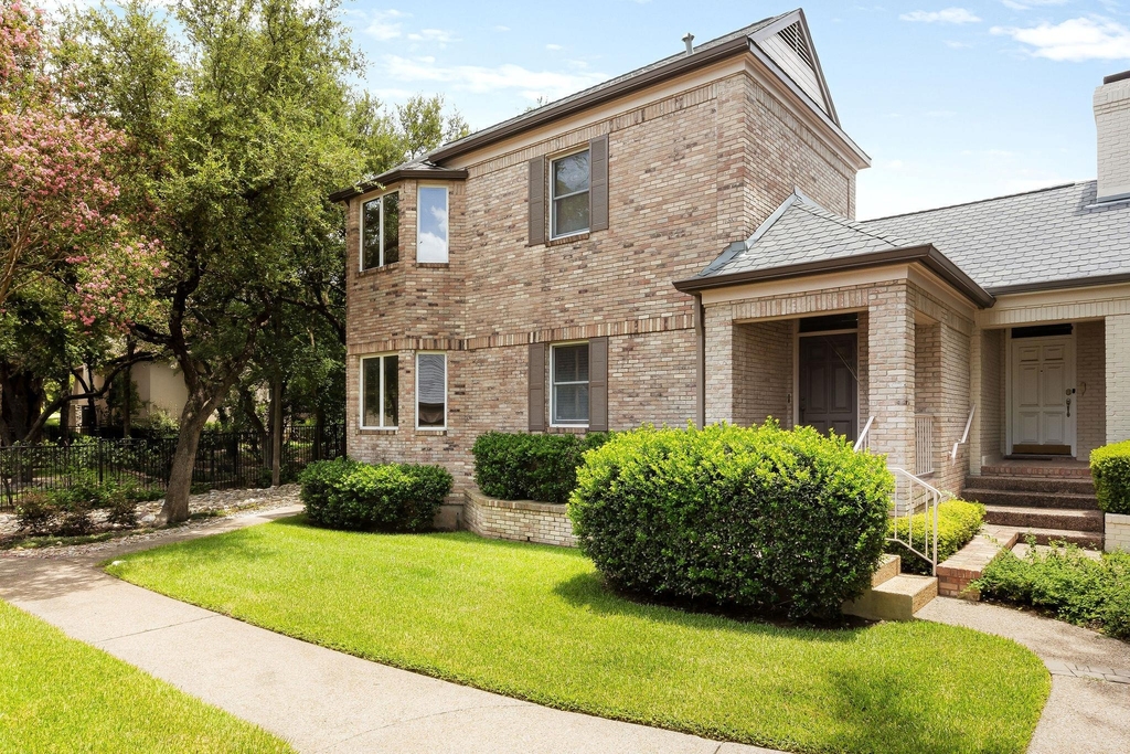 2834 Montebello Rd - Photo 1