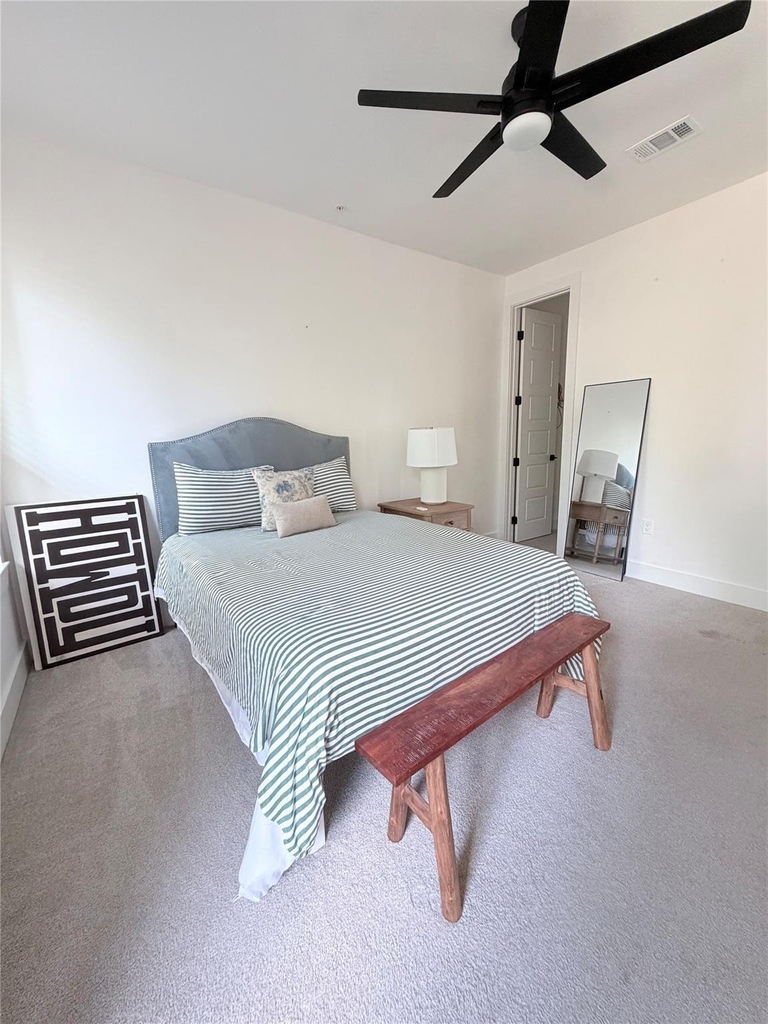 1417 Kramer Ln - Photo 3