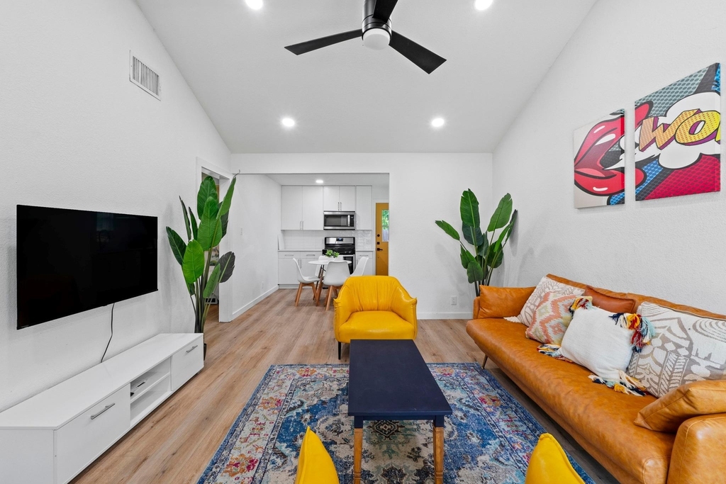 10601 Macmora Rd - Photo 3