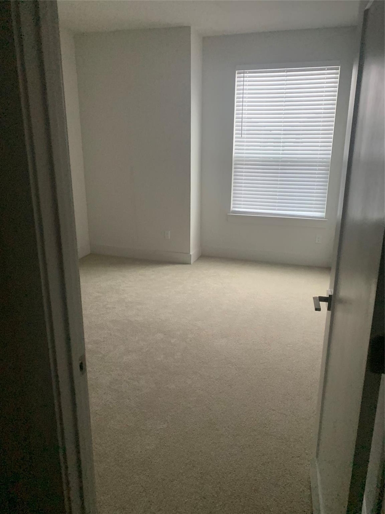 1216 Westborough Ln - Photo 3