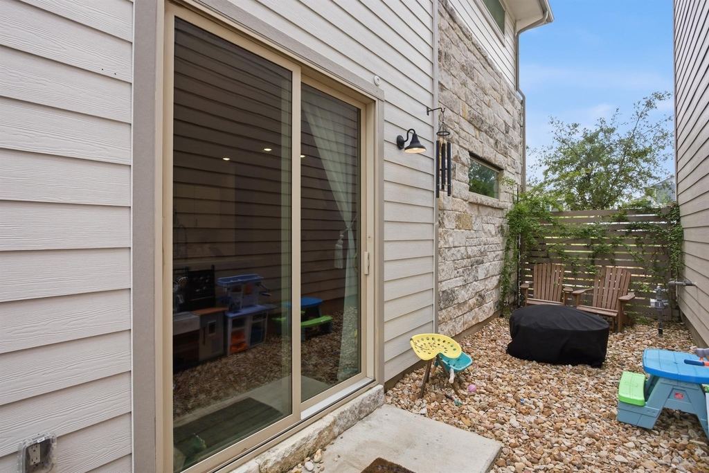 8525 Leroi Dr - Photo 21