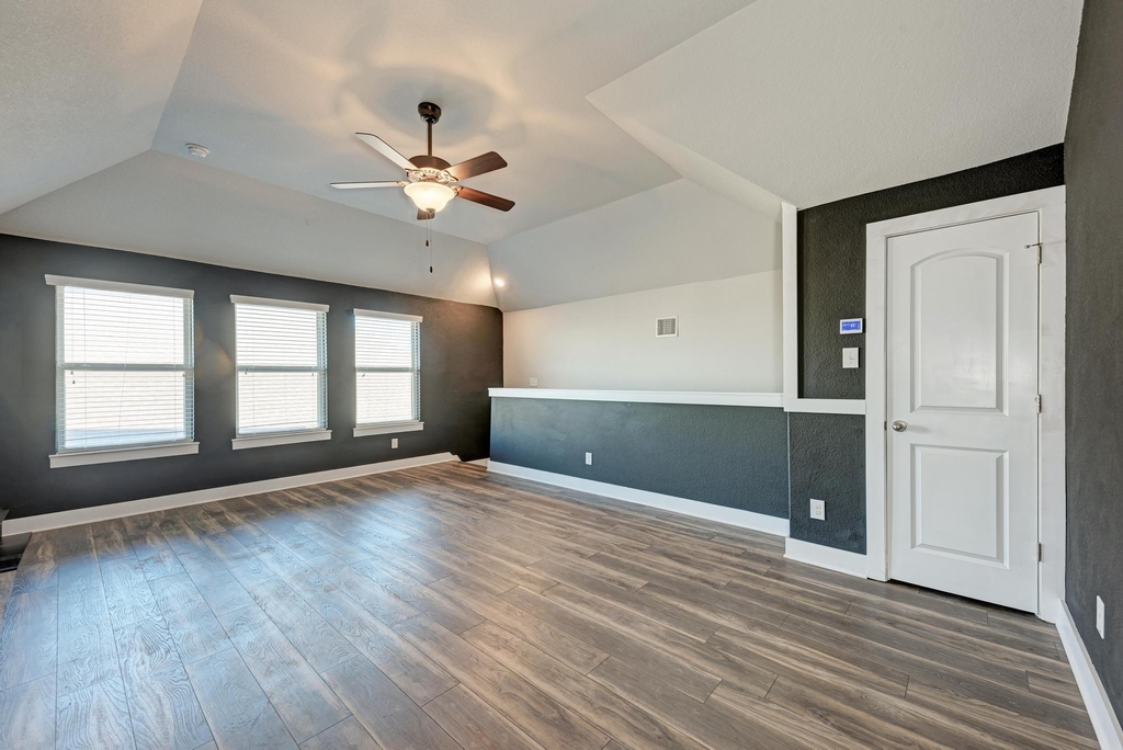 136 Finley St - Photo 33