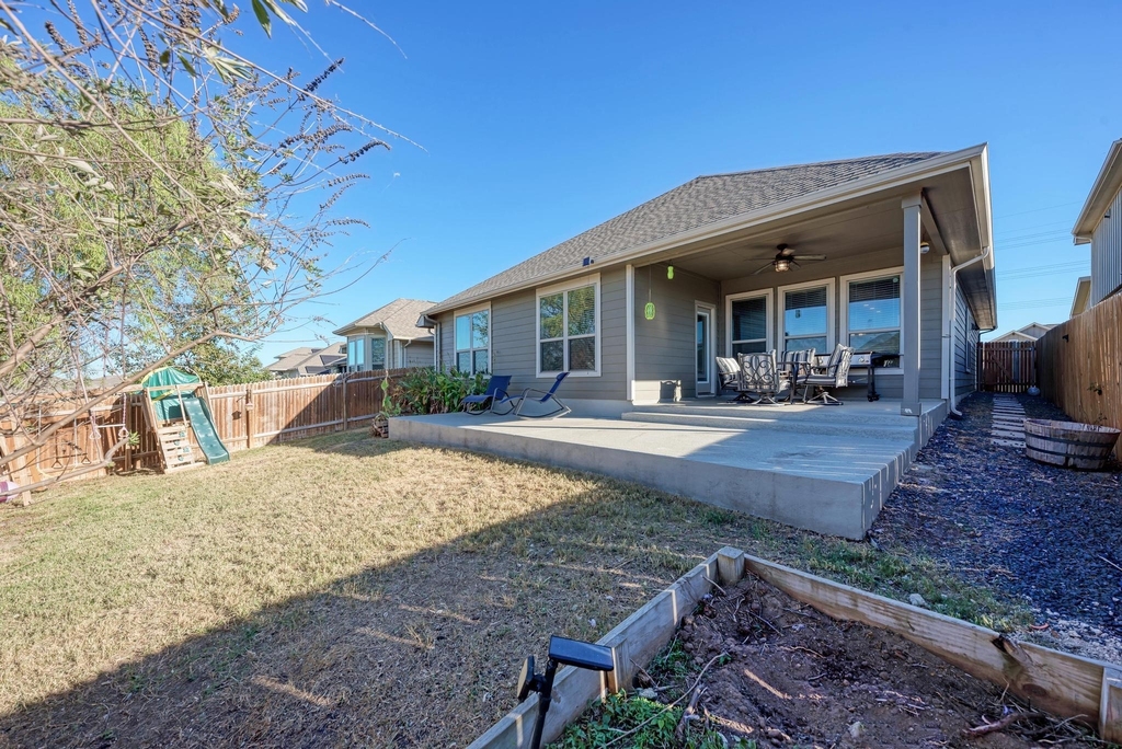 136 Finley St - Photo 38