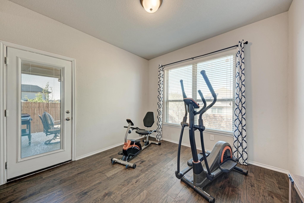136 Finley St - Photo 30