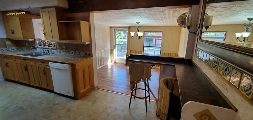 1806 Cherry Orchard Dr - Photo 3