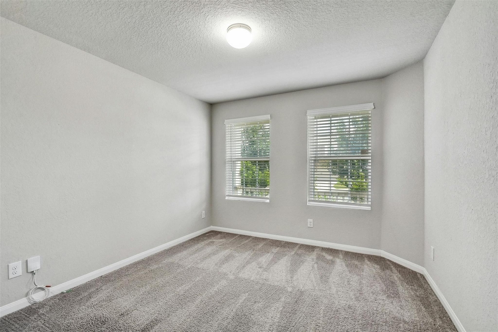 2060 Meadow Pipit Dr - Photo 13