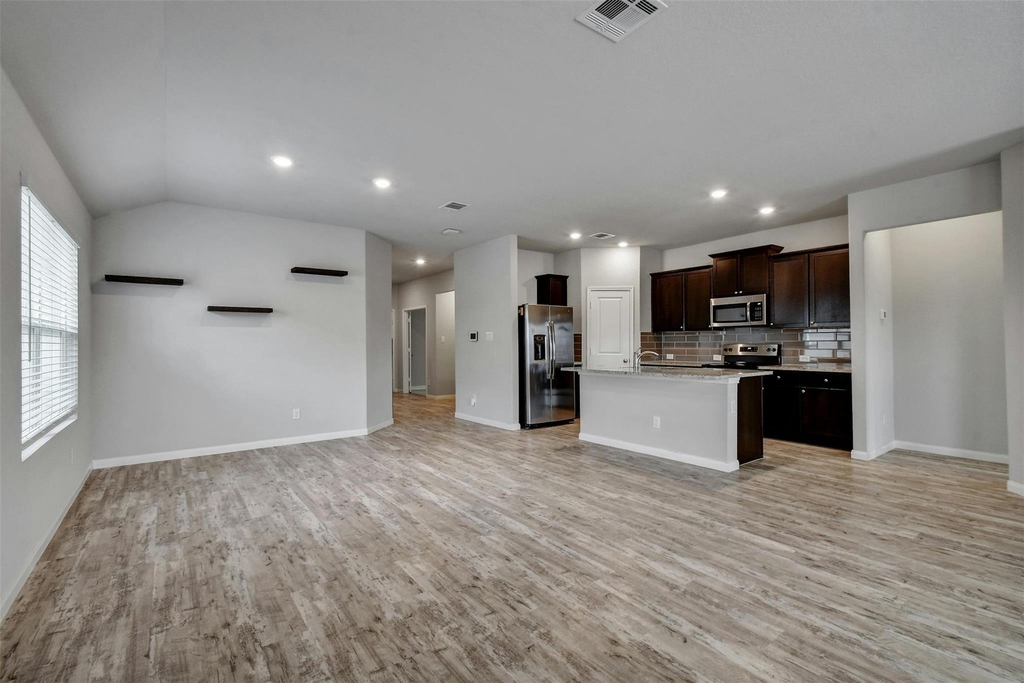 2060 Meadow Pipit Dr - Photo 4