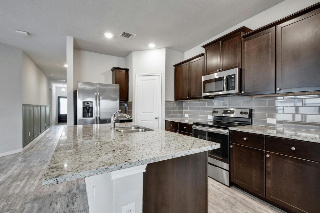 2060 Meadow Pipit Dr - Photo 7