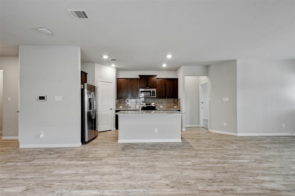 2060 Meadow Pipit Dr - Photo 3