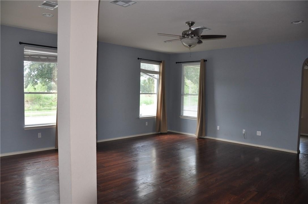 1501 Big Thicket Dr - Photo 7