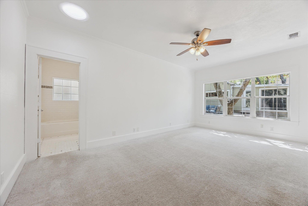 3300 Harris Park Ave - Photo 8