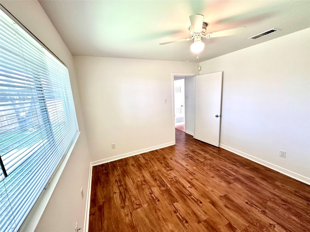 3410 West Ave - Photo 10