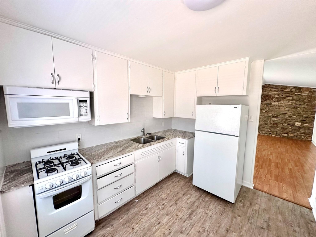 3410 West Ave - Photo 7
