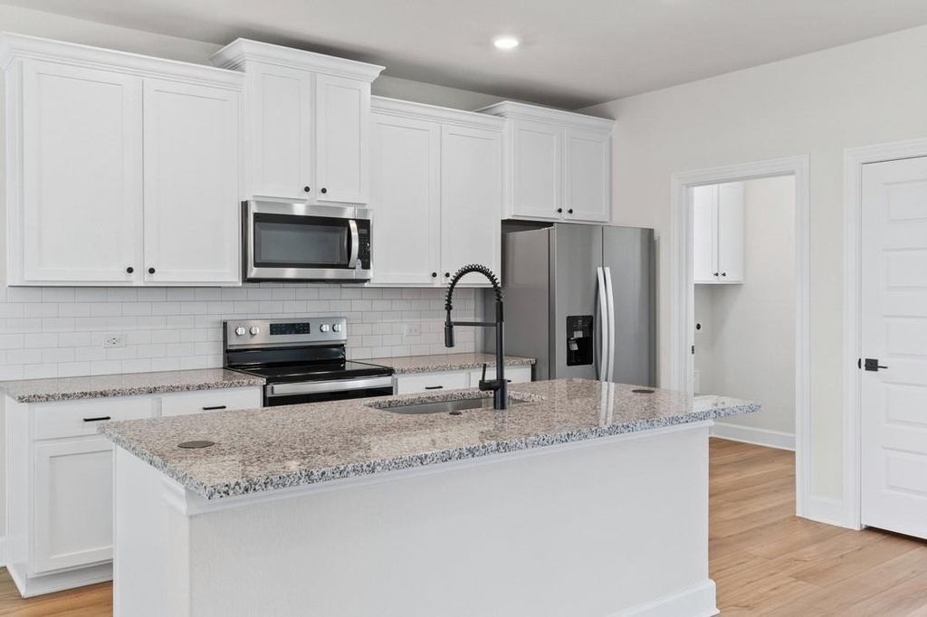 9517 Balmy Ln - Photo 2