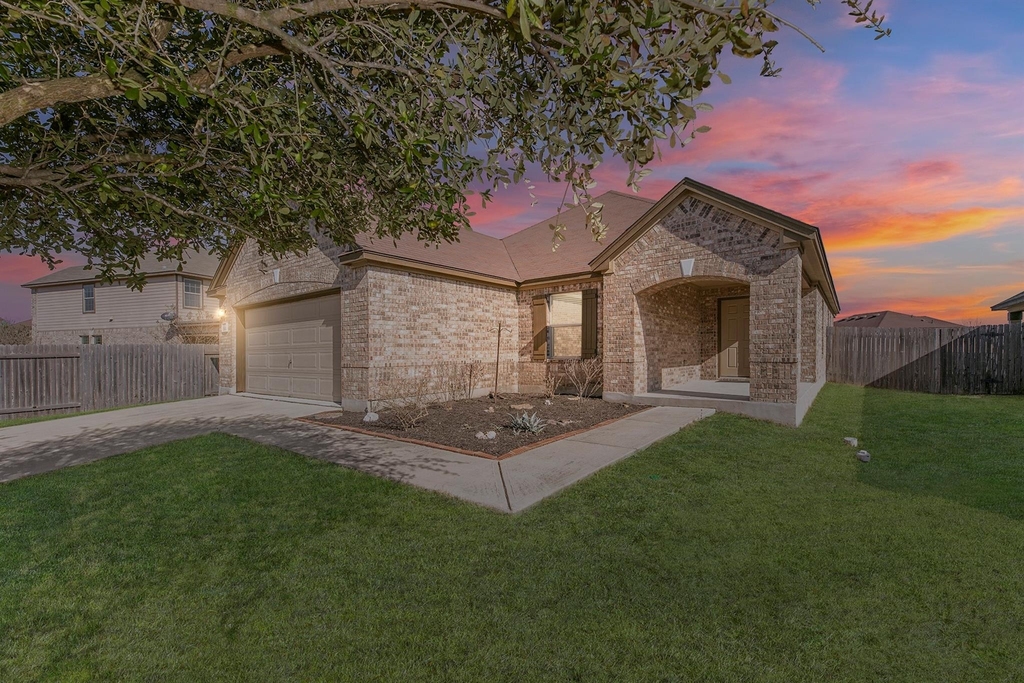1141 Renaissance Trl - Photo 19