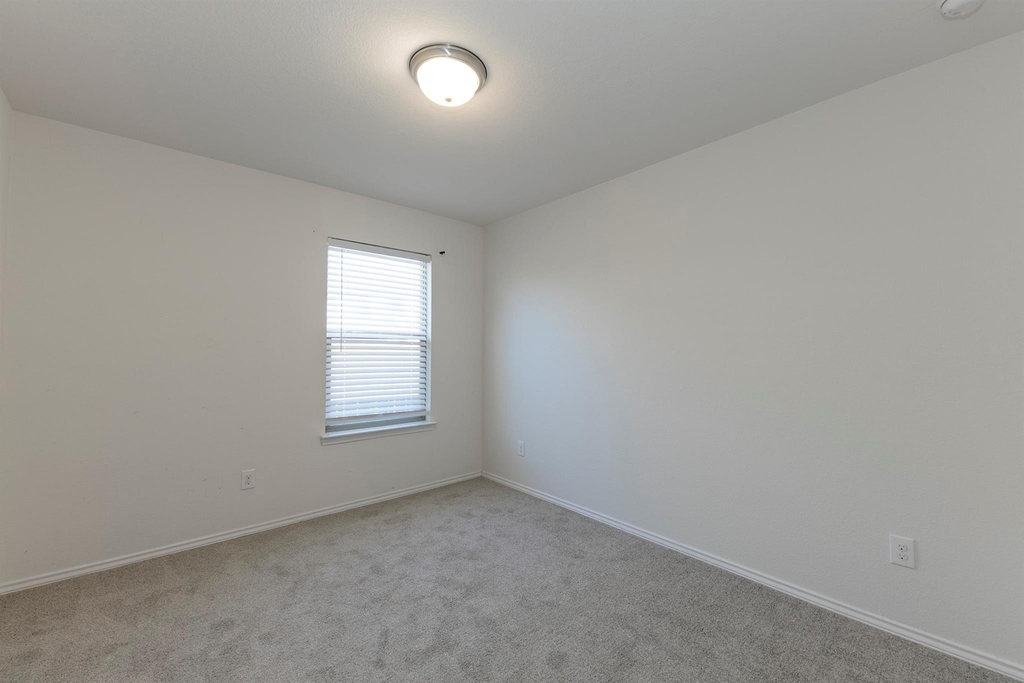 1141 Renaissance Trl - Photo 12