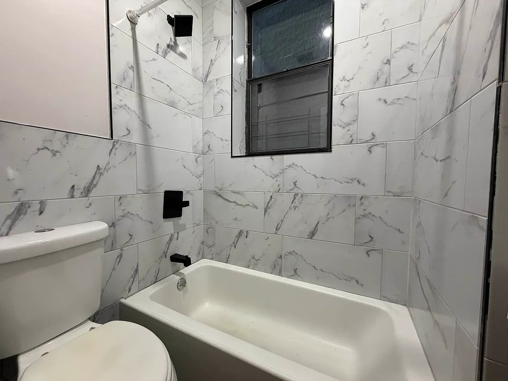 304 Stuyvesant Avenue - Photo 3