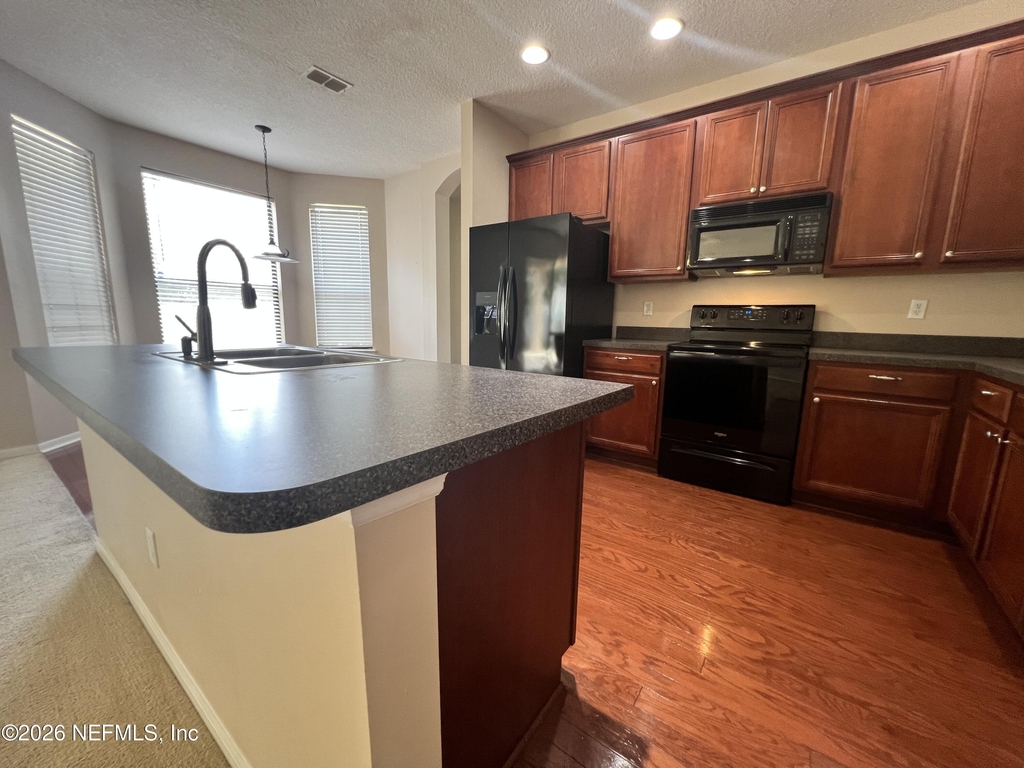 13491 Teddington Lane - Photo 17