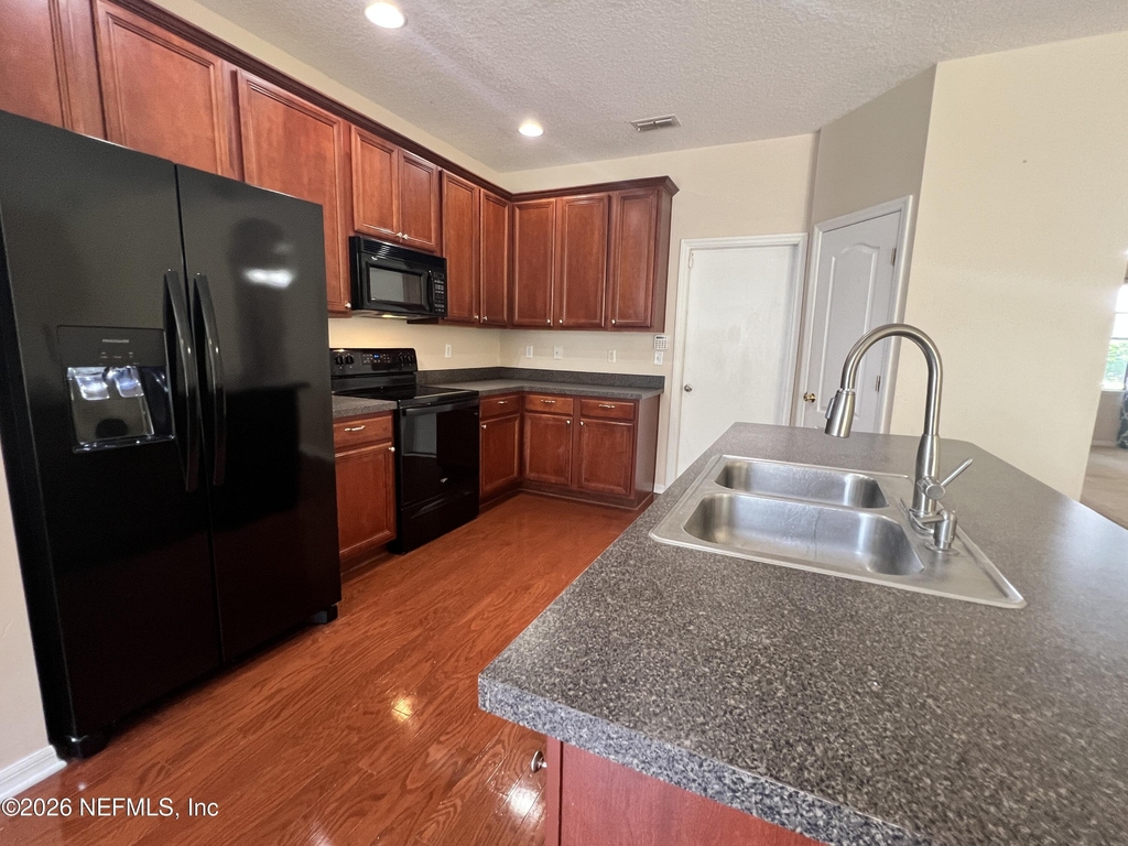 13491 Teddington Lane - Photo 14