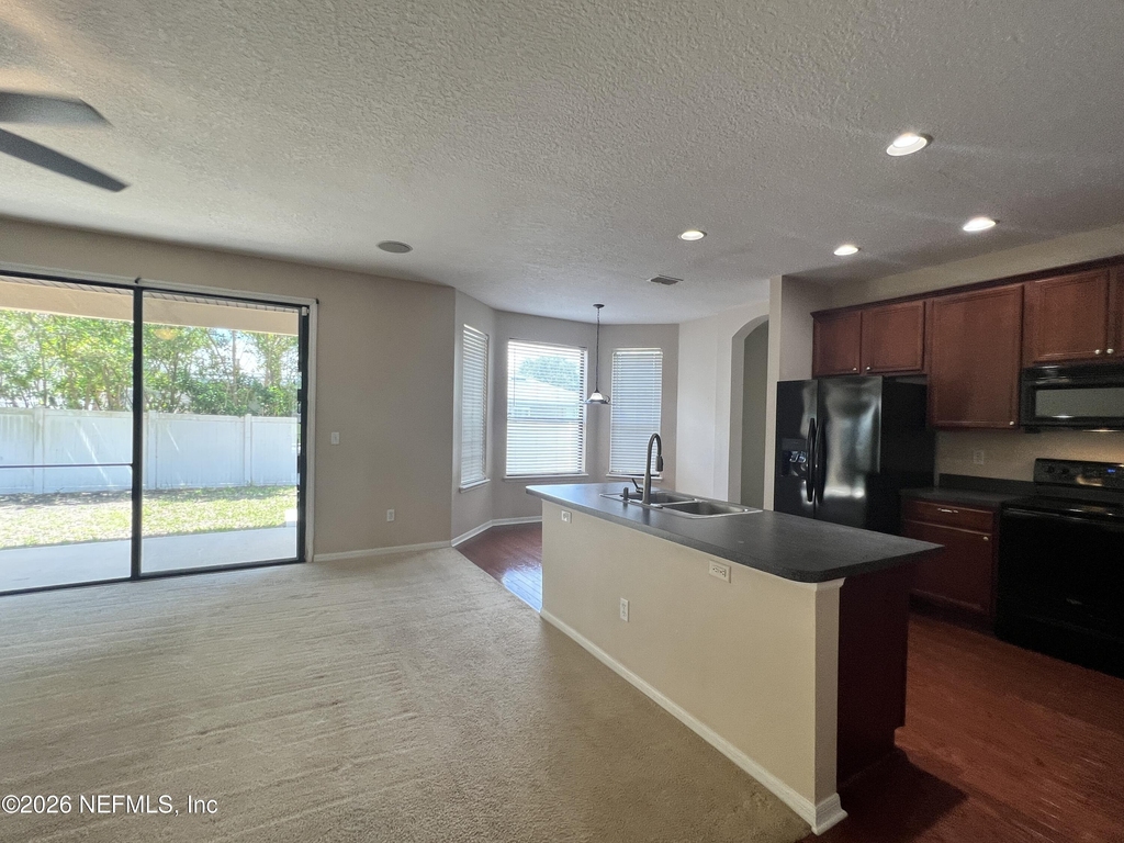 13491 Teddington Lane - Photo 10