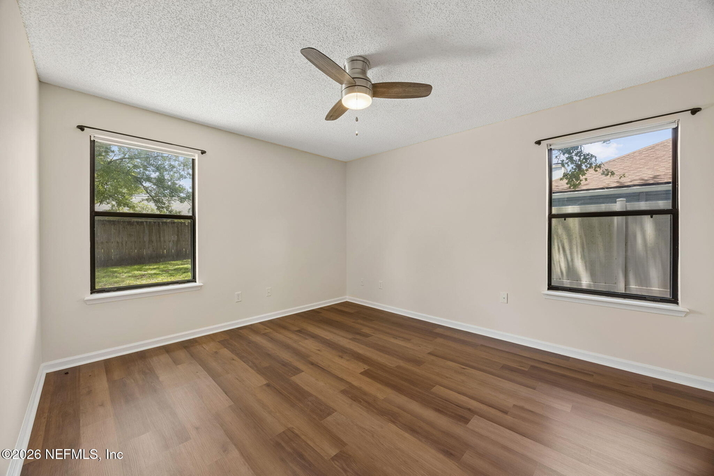 8362 Rockridge Drive - Photo 10