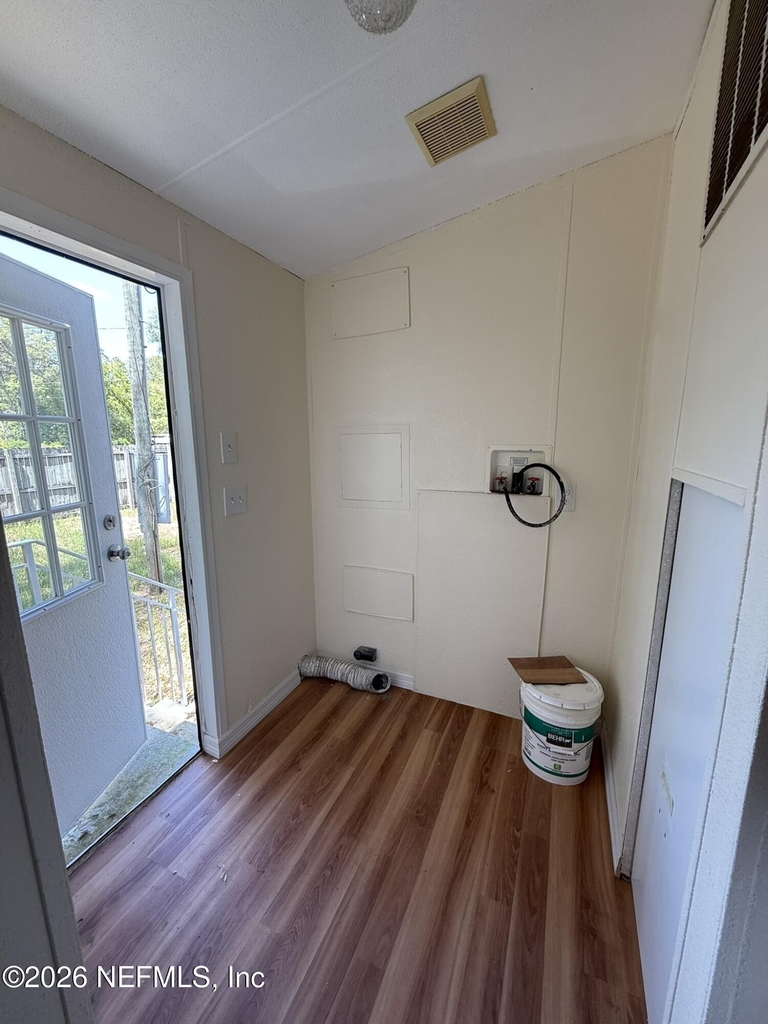 101 Nancy Drive - Photo 13