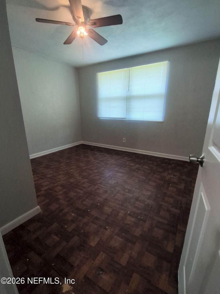 5440 Calloway Court - Photo 7