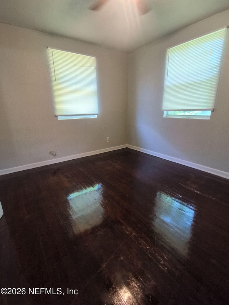 5440 Calloway Court - Photo 11