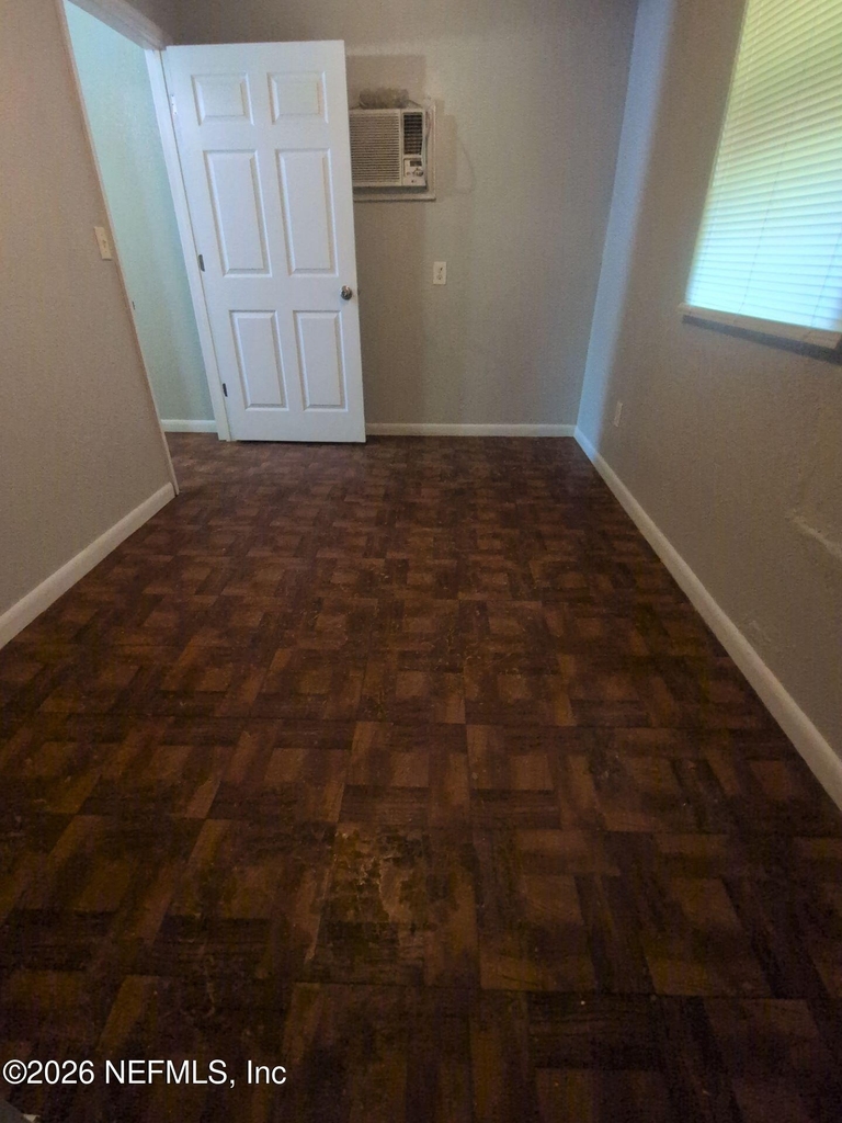 5440 Calloway Court - Photo 4