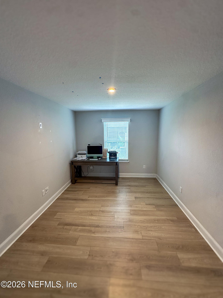 13414 Holsinger Boulevard - Photo 14
