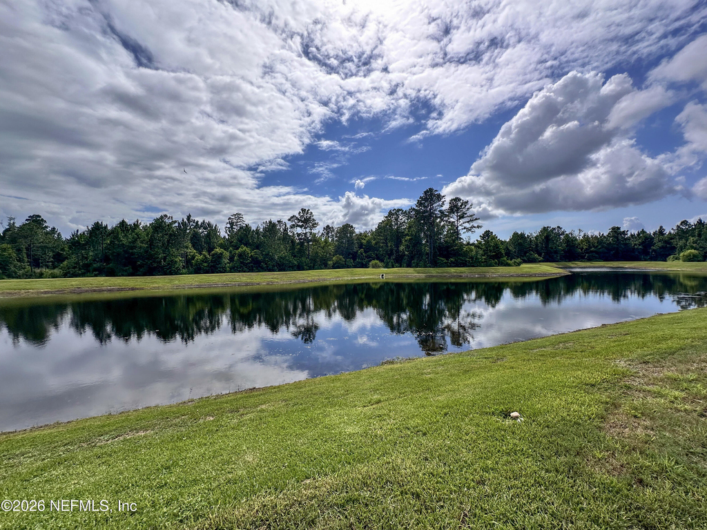 13414 Holsinger Boulevard - Photo 2