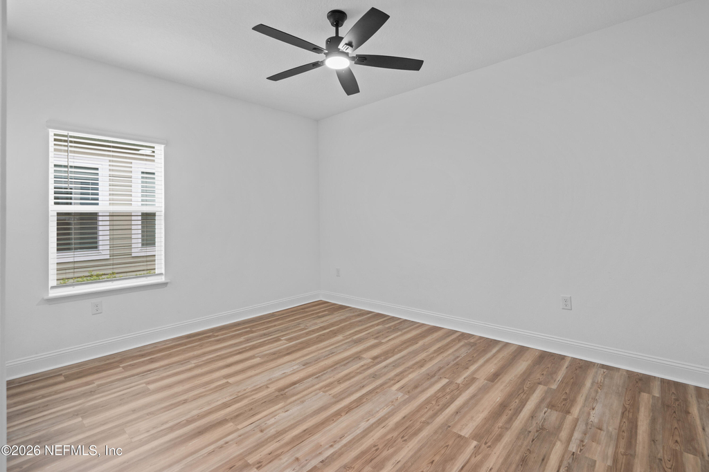 260 Oaklawn Court - Photo 11