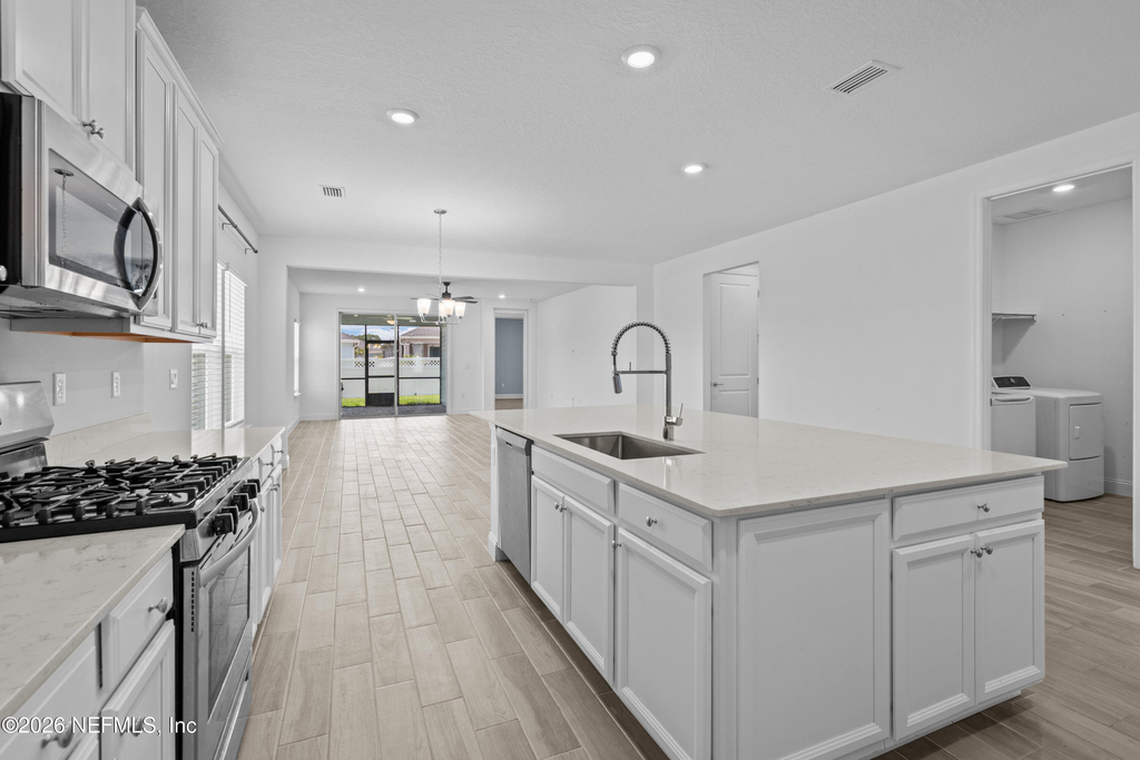 260 Oaklawn Court - Photo 7