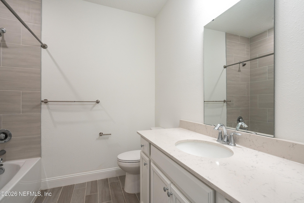 260 Oaklawn Court - Photo 14