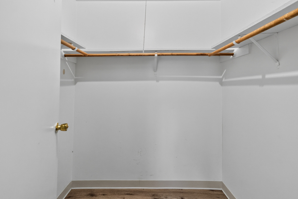 827 W College Boulevard - Photo 8