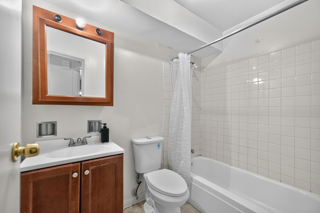 827 W College Boulevard - Photo 9