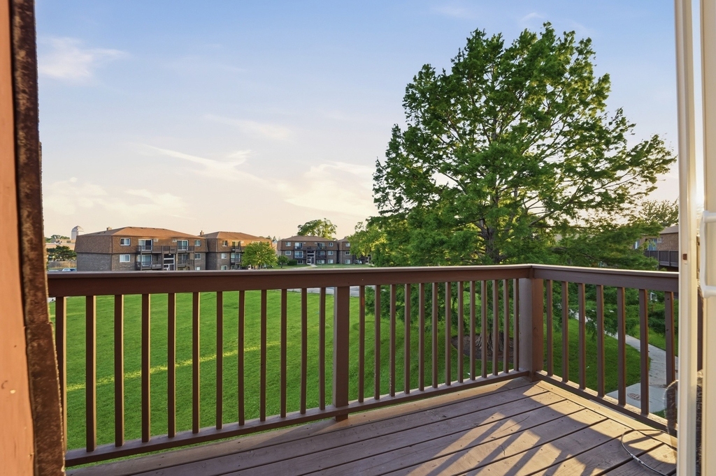101 Boardwalk Street - Photo 10