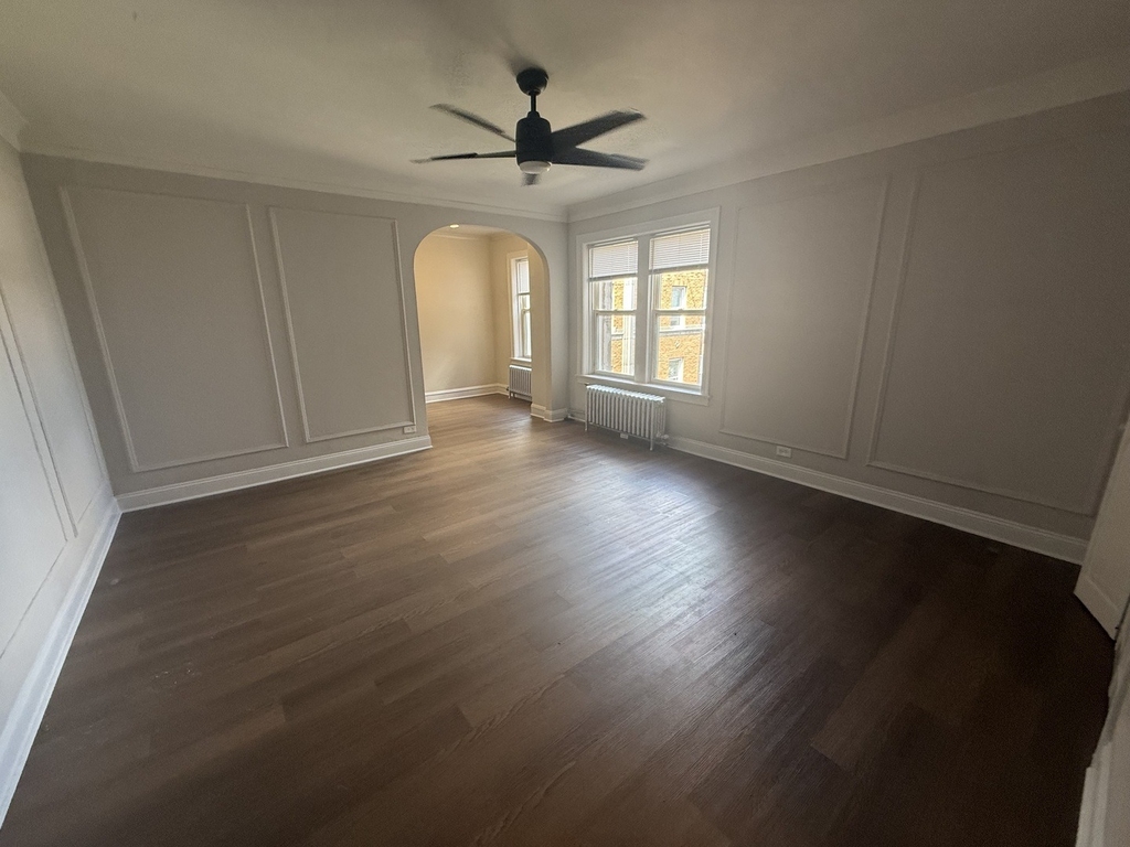 6748 N Ashland Avenue - Photo 8