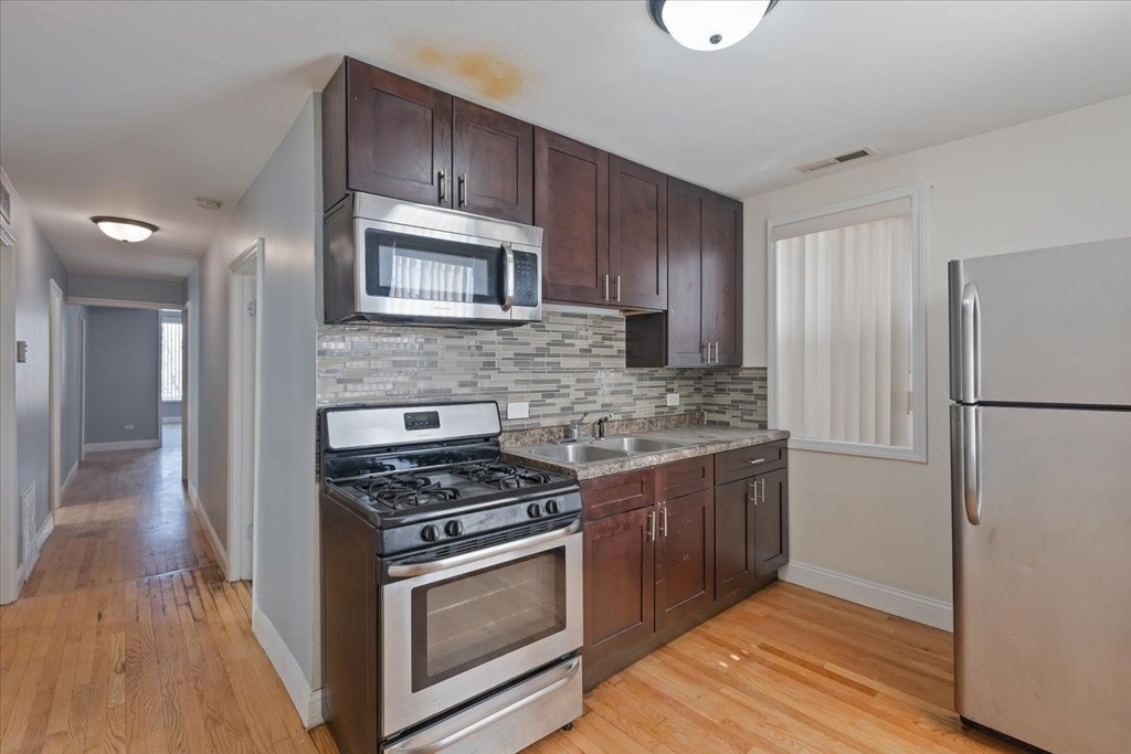 4211 W Gladys Avenue - Photo 11