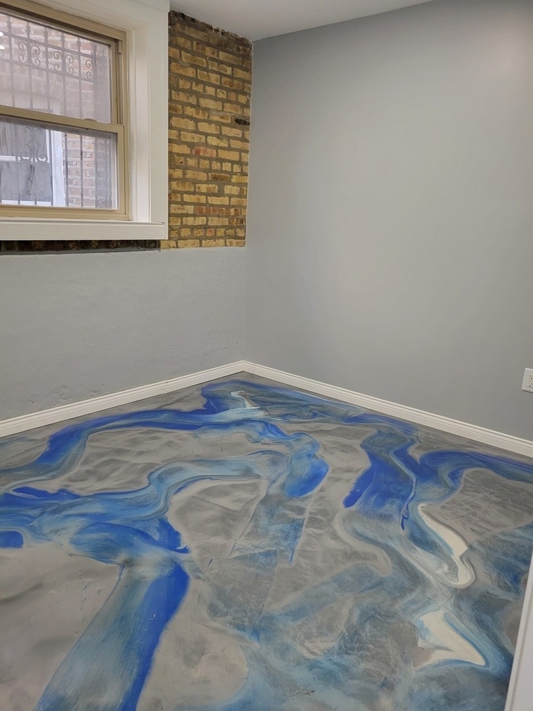 2419 N Kostner Avenue - Photo 6
