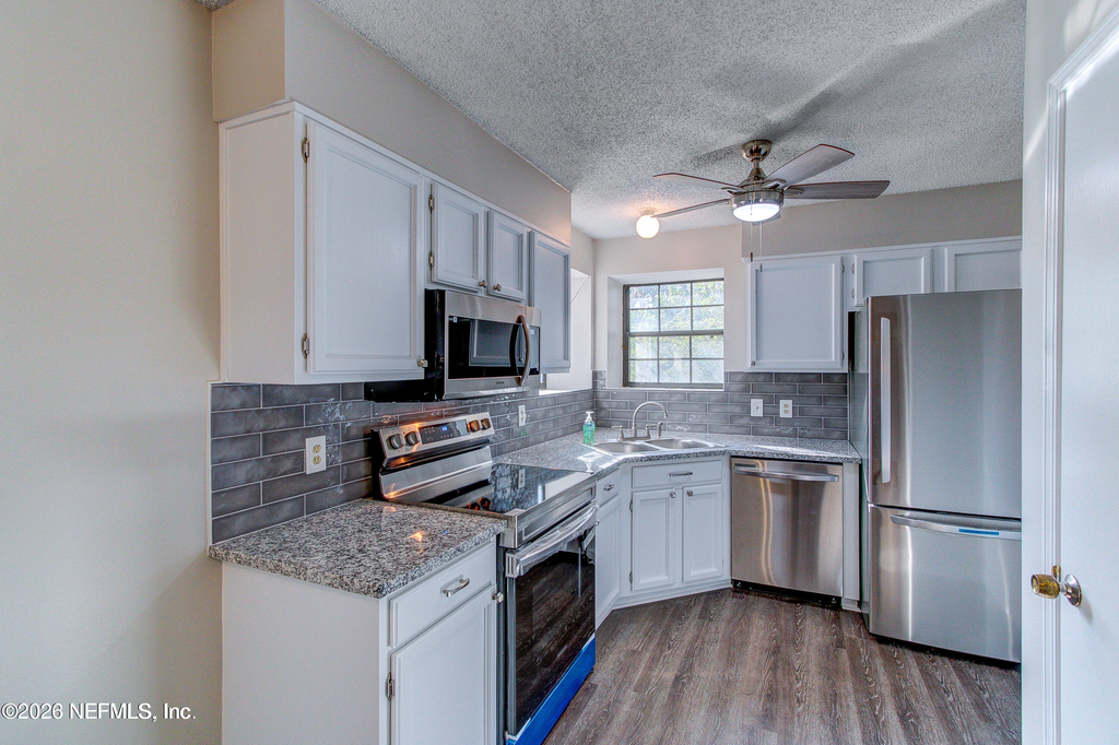 4641 Yerkes Street - Photo 6