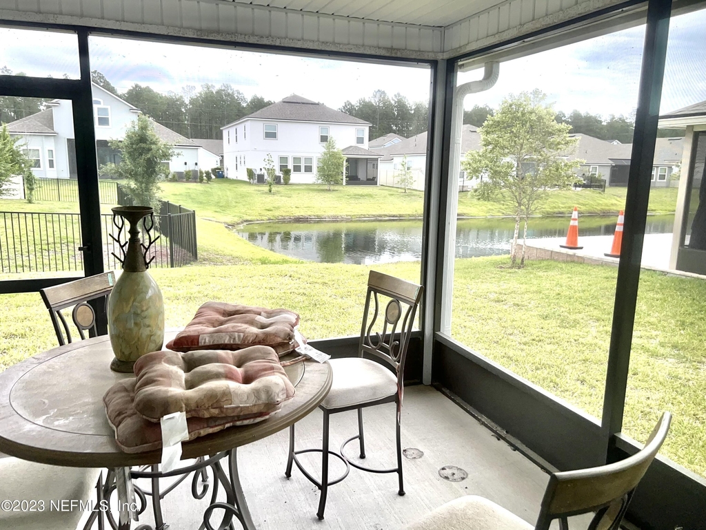 574 Northside Drive S - Photo 21