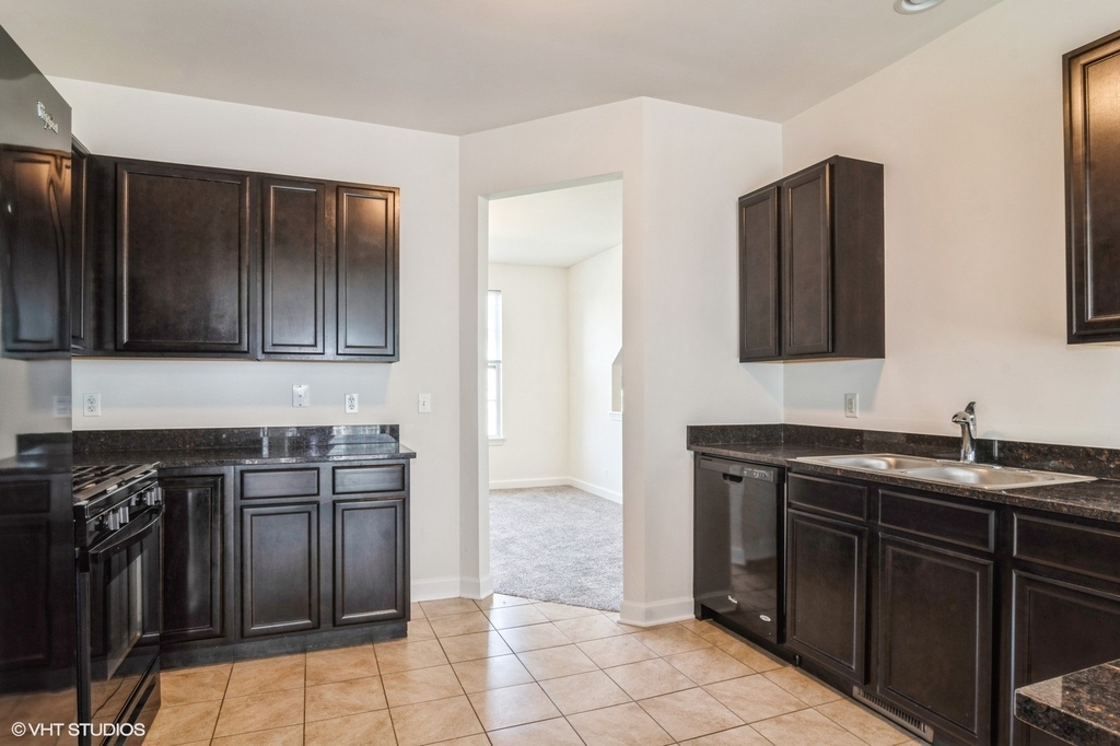 69 Melrose Court - Photo 7