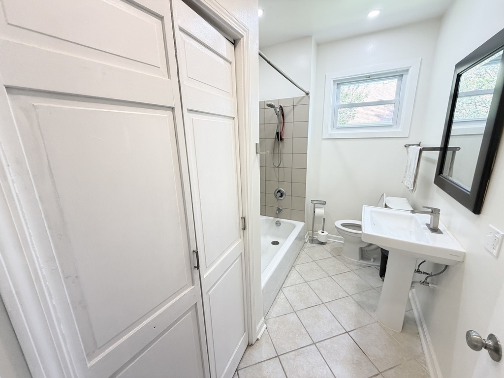 2303 74th Avenue - Photo 15