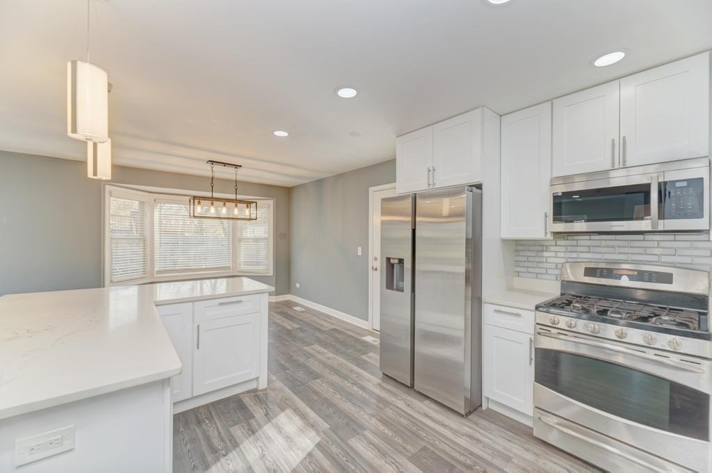 585 Cambridge Way - Photo 11