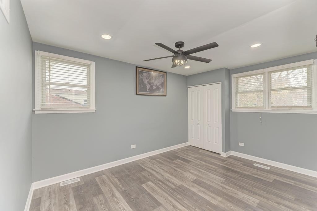 585 Cambridge Way - Photo 21