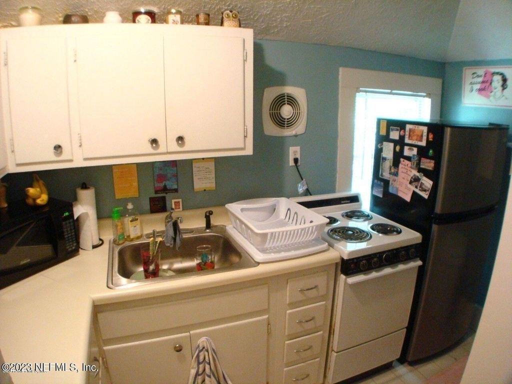 3114 Riverside Avenue - Photo 11
