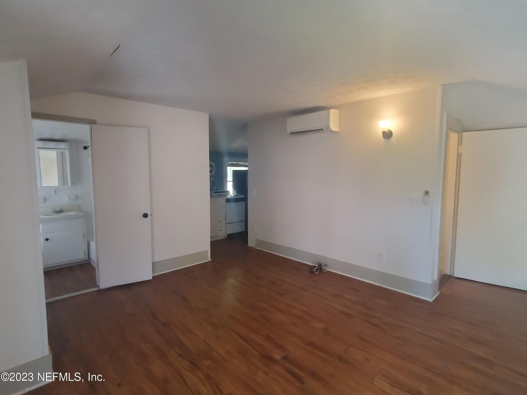 3114 Riverside Avenue - Photo 3